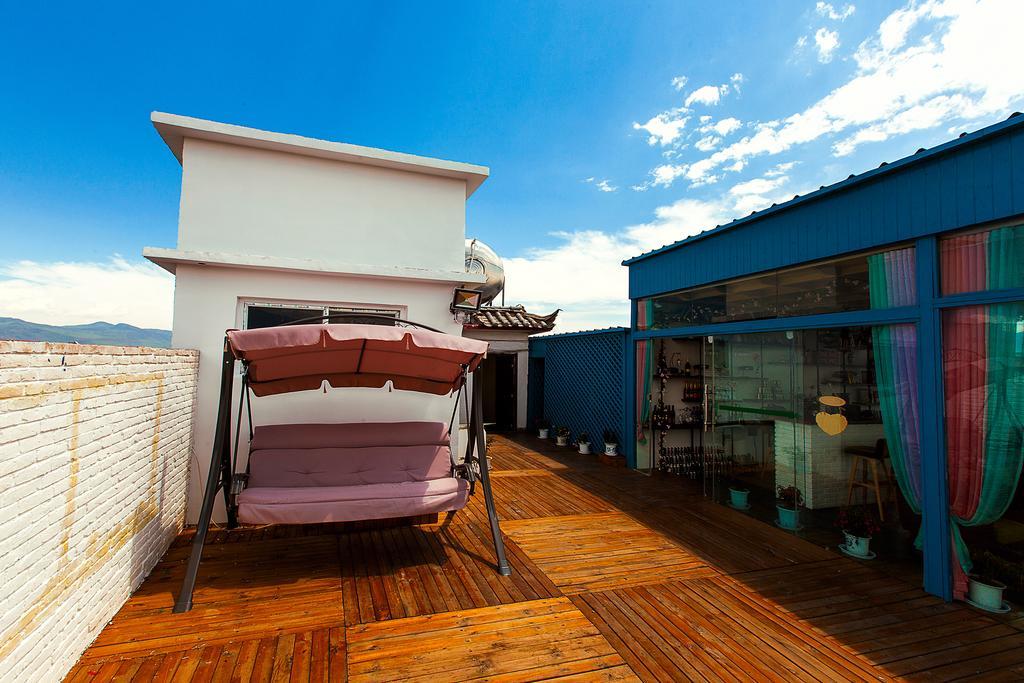 Lijiang Flower Theme Hostel Exterior foto