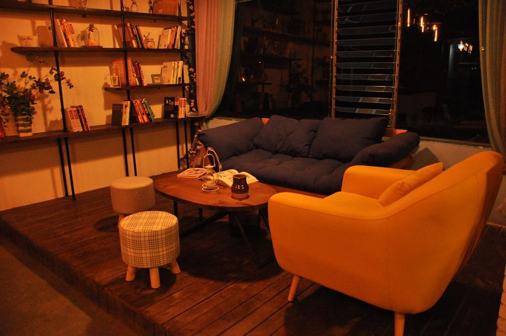 Lijiang Flower Theme Hostel Exterior foto